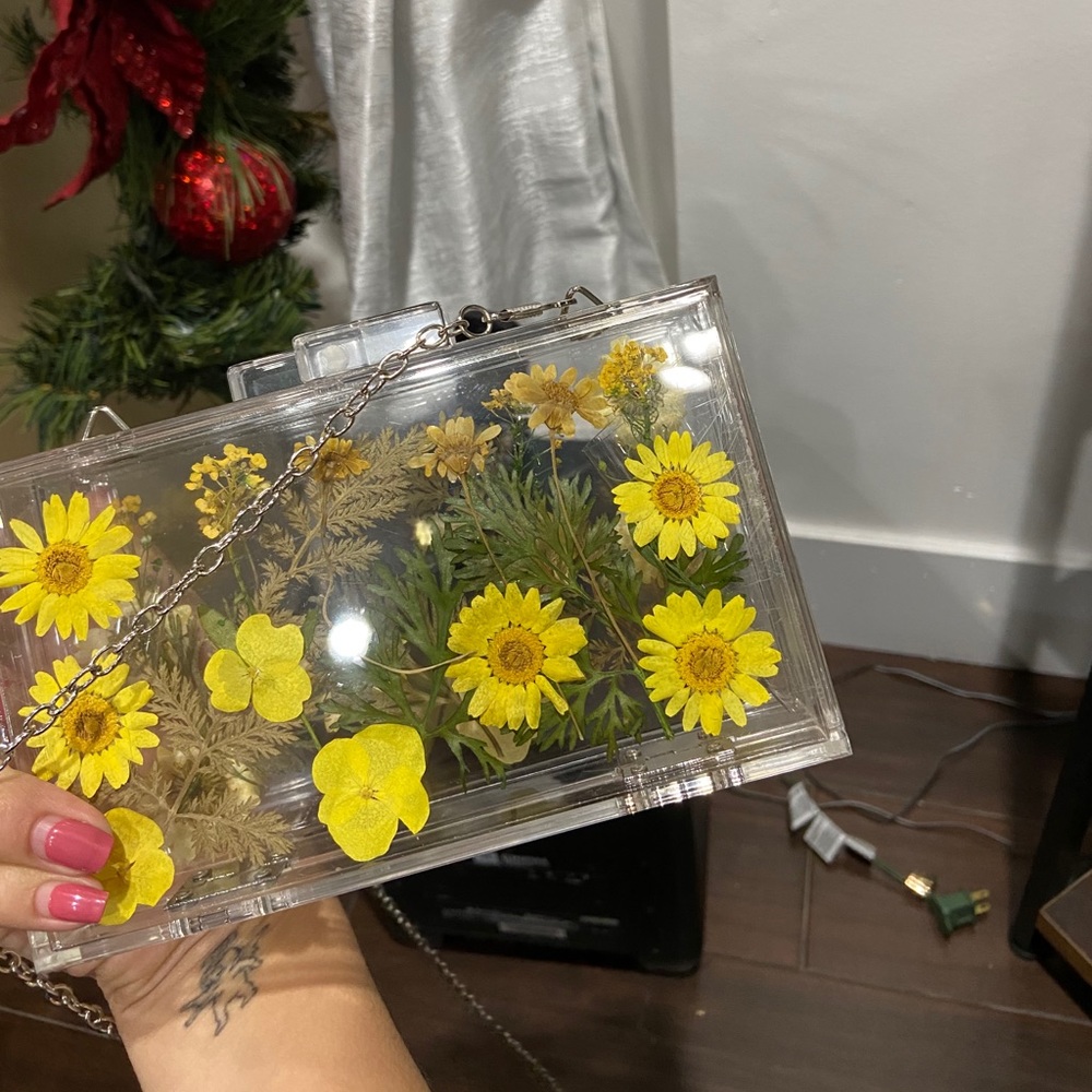 Clear bag box